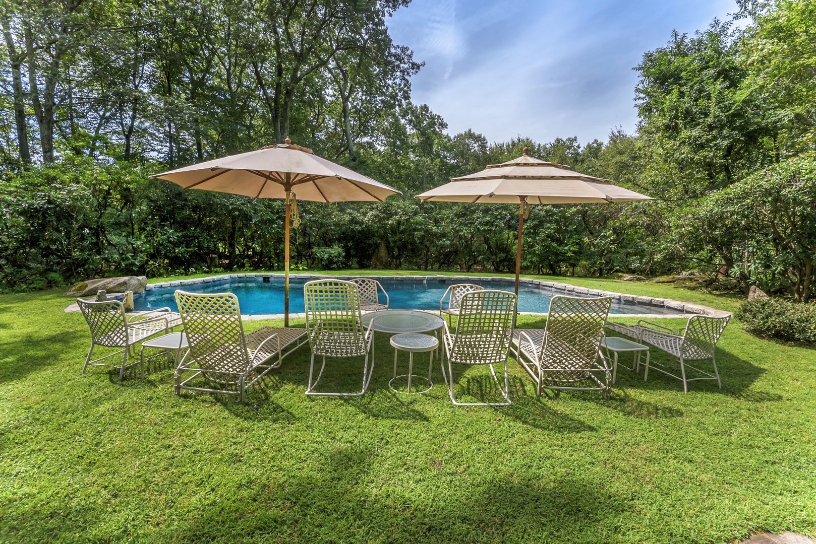 Pool Privacy
